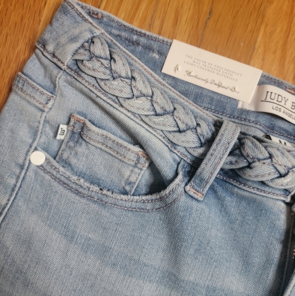 New Arrival Judy Blue Braided Belt Shorts!!!